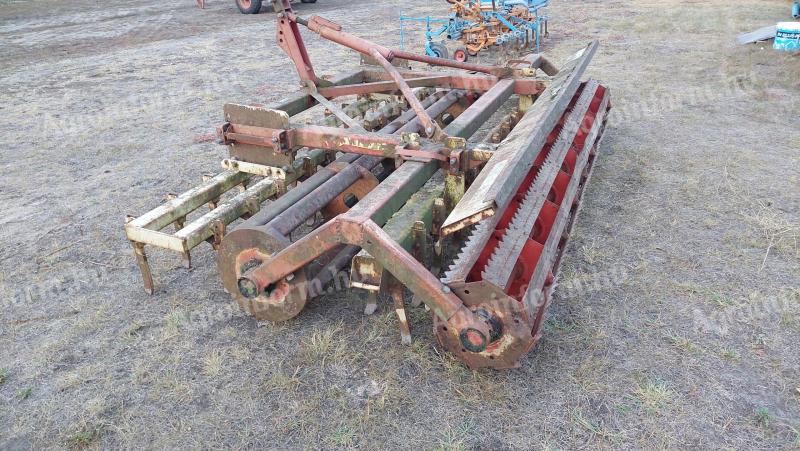 Eladó PZ-300 kompaktor, 3 méteres, jó állapotban