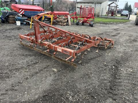 2, 8m rugókapás kombinátor