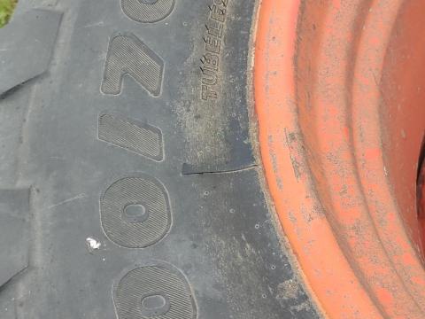 Használt gumiabroncsok 600/70 R34 eladó