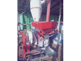 Terménydaráló traktor/villany hajtású