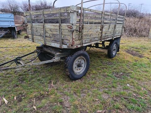 Eladó cseh katonai pótkocsi