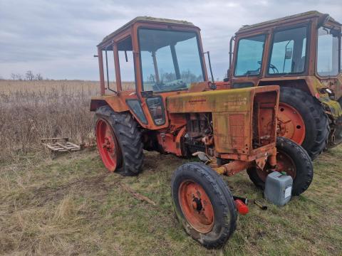 MTZ 80 traktorok alkatrésznek, bontásra vagy felújításra