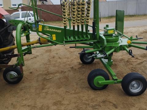 Krone 395 cm rendképzö,  rendsódró