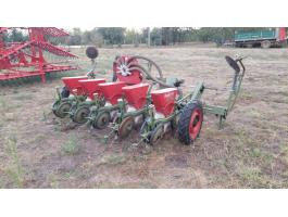 Eladó Nodet Gougis PN2 szemenkénti kukoricavetőgép jó állapotban