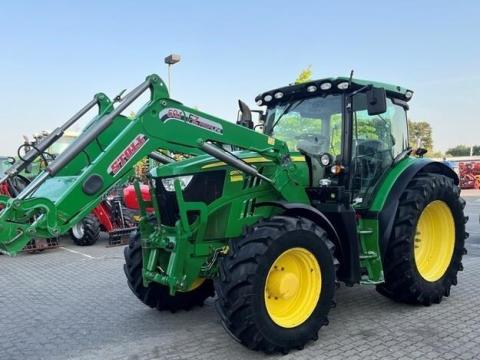 John Deere 6150R homlokrakodóval