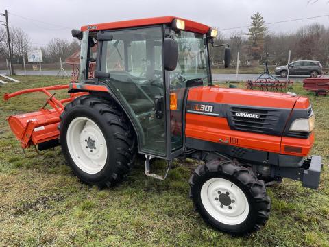 Kubota 31LE PowerShift + 170cm-es Gyári Kubota Talajmaró + 2Új Hátsó Gumi Ingyenes Szállítás Szerviz japán traktor kistraktor