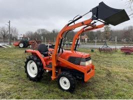 Kubota 24LE PowerShift VadiÚj Homlokrakodó 2Új Első Gumi Ingyenes Szállítás Szervizelve
