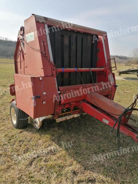 Eladó Hesston 5580 körbálázó