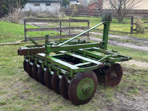 HEGER 1,8 m V-tárcsa