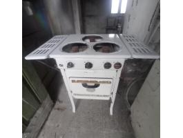 Retro gáztűzhely Kiskunfélegyházán