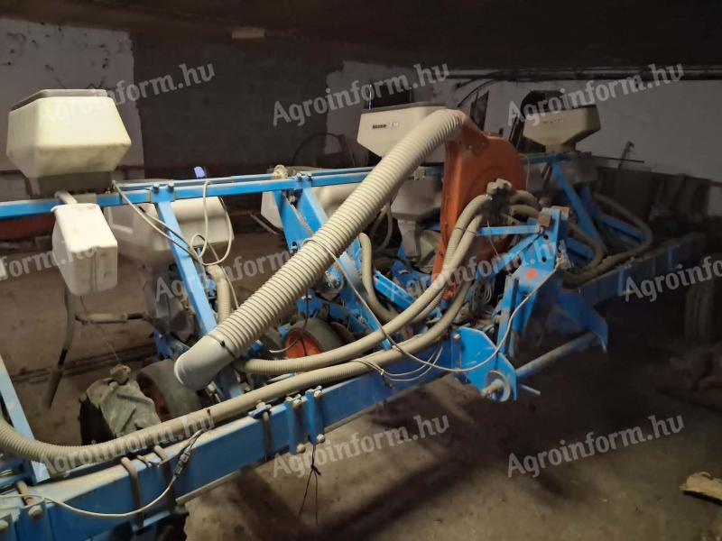 Monosem NG Plus 6 soros szemenkénti vetőgép, jó állapotban