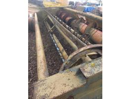 Silozó vágó asztal