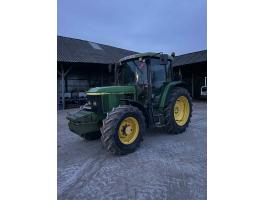 John Deere 6310