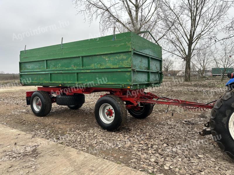 HW 8011 pótkocsi eladó