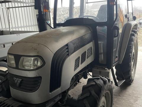 Foton 504 eladó – 50 LE, 2014, összkerék-hajtású, klímás traktor