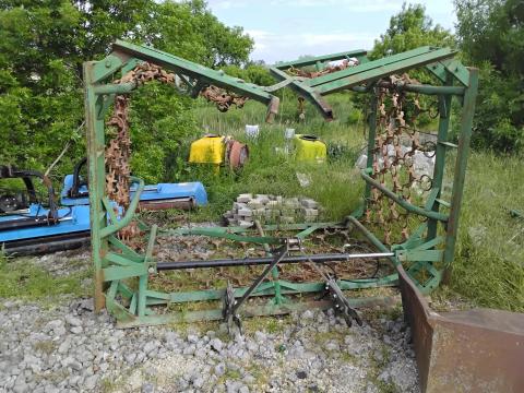 8méteres gyepszaggató