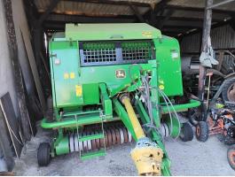 John Deere 623 hálós szecskázós körbálázó