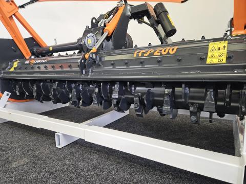 TMC Cancela TFJ-200 erdészeti kalapácsos mulcsozó