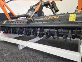 TMC Cancela TFJ-200 erdészeti kalapácsos mulcsozó