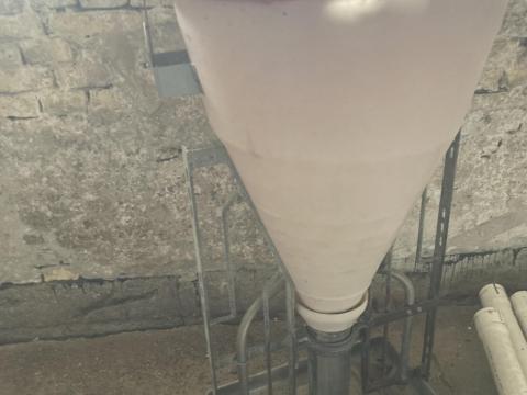 Malac hízó önetető