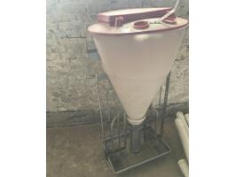 Malac hízó önetető