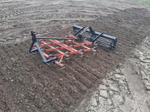 Kis kombinátort kis traktorra való 120 cm munkaszéleségű Kis kombinátort kis traktorra való 120 cm munkaszéleségű