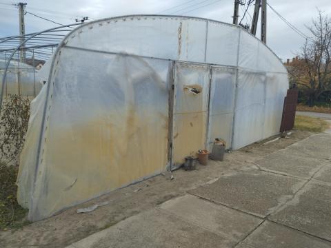 Horganyzott csőből készült fóliaváz eladó