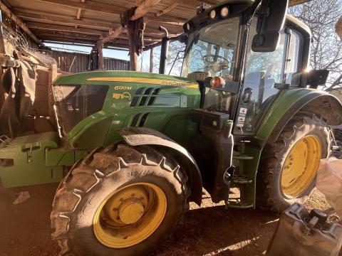 John Deere 6120M traktor