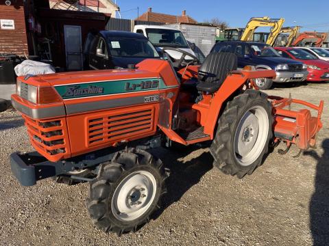 Kubota L1-185DT, 18 lóerős, talajmaróval, gyári állapotú japán kistraktor