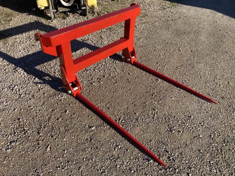 Új homlokrakodóhoz való bálatüske eladó Új homlokrakodóhoz való bálatüske eladó