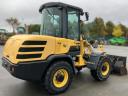 Yanmar V80 gumikerekes rakodógép raklapvillával