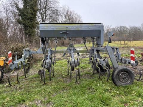 4 soros sorközművelő kultivátor eladó