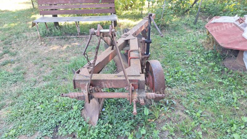 3 fejes függesztett eke