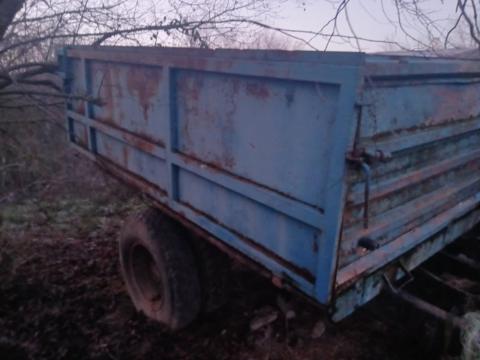 Pótkocsi csere magyartarka üszőre vagy sertésre