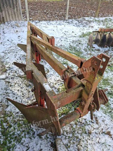 AKPIL 3 fejes eke (lengyel)