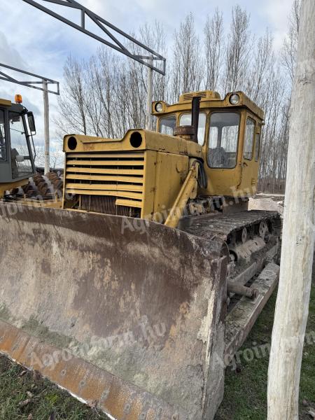 Eladó azonnal munkára fogható T130 dózer