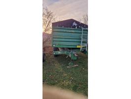 Eladó egytengelyes pótkocsi