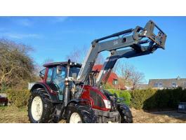 Valtra N 103.4 H3 homlokrakodóval