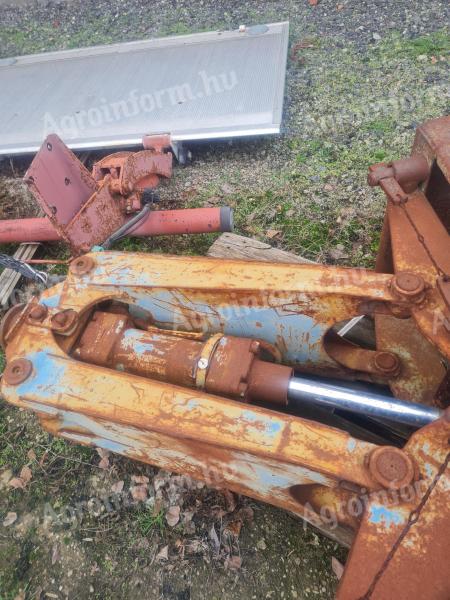 Weimar csipegető kanál eladó