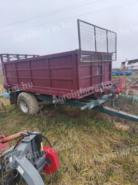 IGJ trágyaszóró 6,5 t eladó