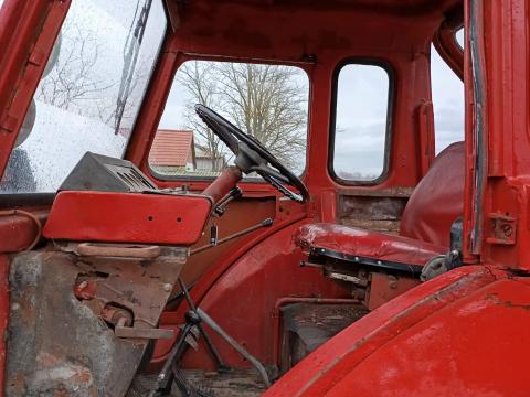 MTZ 80 kisfülkés traktor eladó
