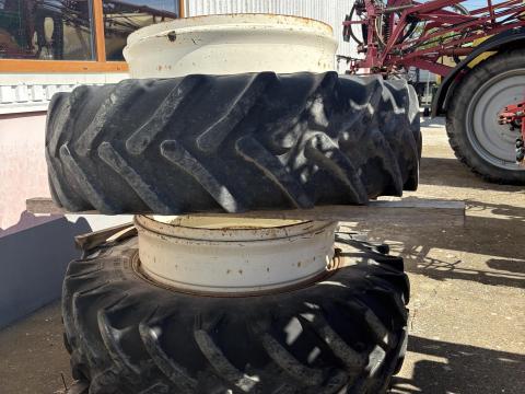 New Holland ikerkerék szett (460/85 R 38)
