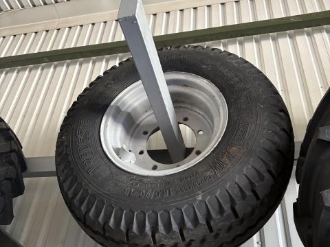 Vredestein új kerék (15x70-18)