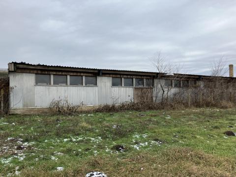 Favázas istálló épületek eladók