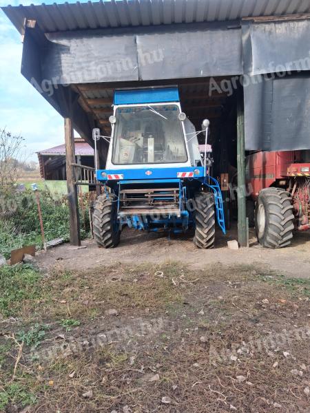 Két jó állapotú E 512 eladó