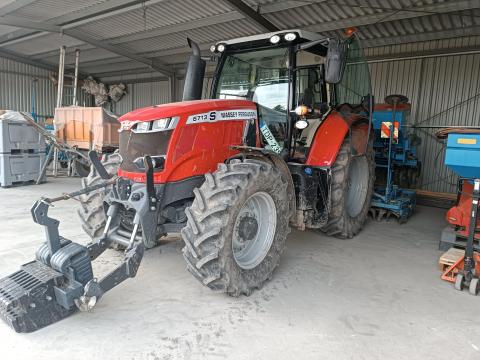 Massey Ferguson 6713S Massey Ferguson 6713S