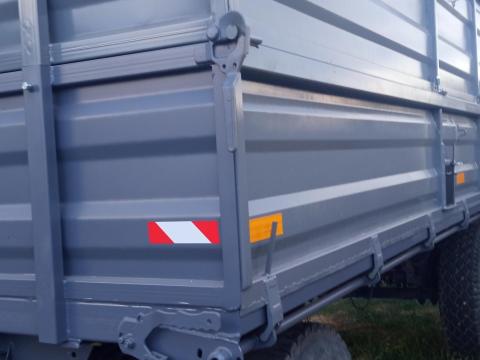 Hw 8011 pótkocsi Hw 8011 pótkocsi