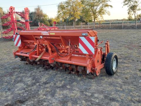 Eladó Howard 300 direktvető talajmaró vetőgép Eladó Howard 300 direktvető talajmaró vetőgép