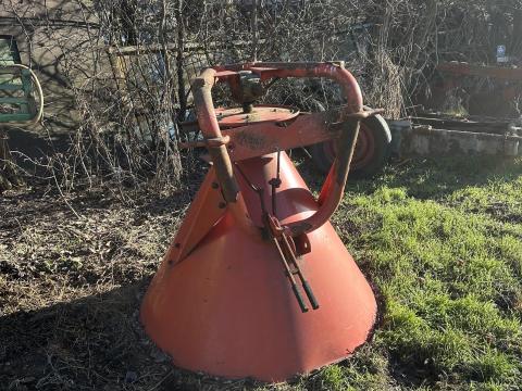 Műtrágyaszóró eladó