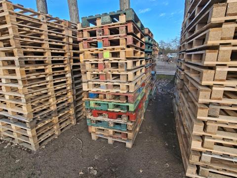 Használt egyutas rakodólap eladó Használt egyutas rakodólap eladó